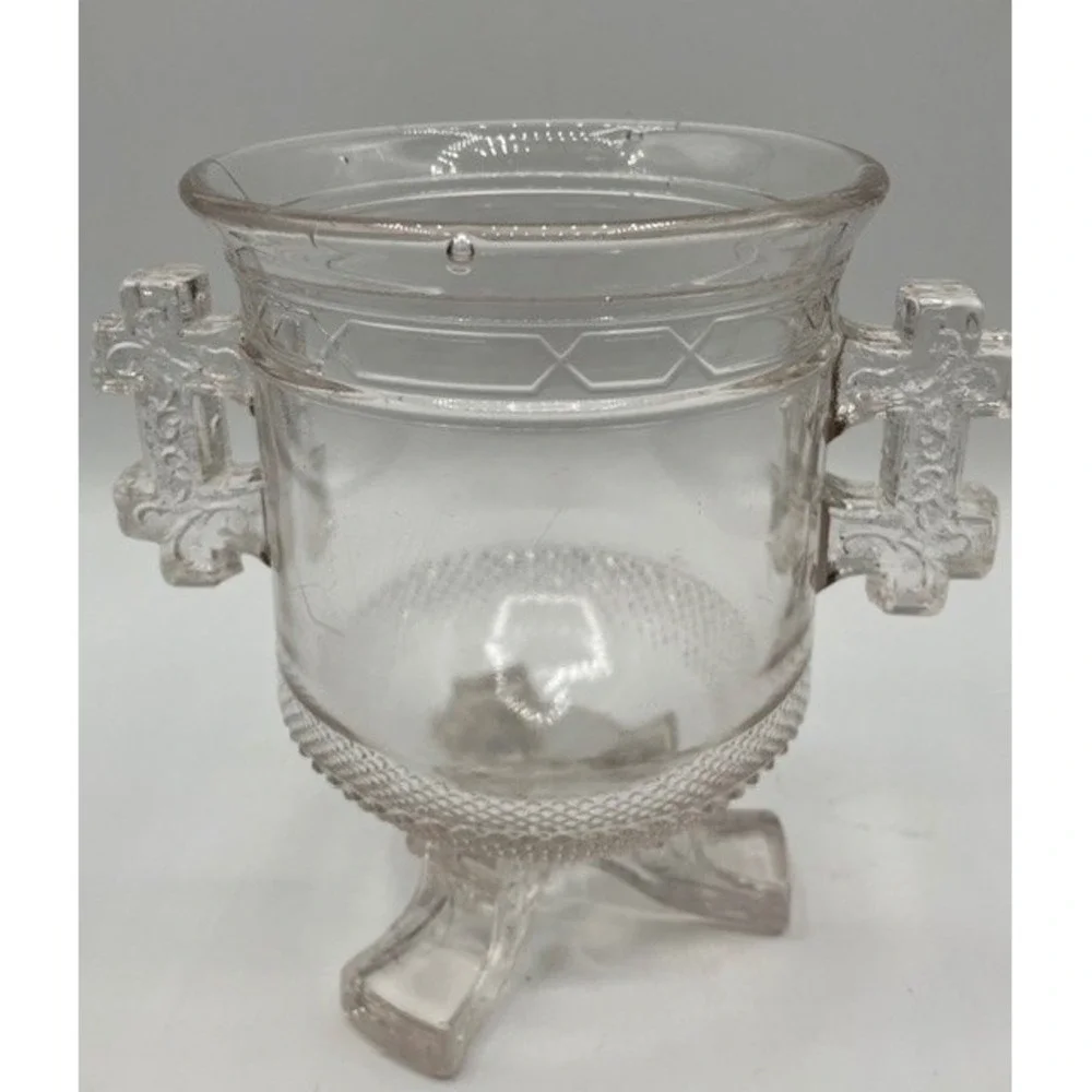 Vintage Clear Pattern Glass LaBelle Queen Anne 3 Footed Sugar Bowl 6